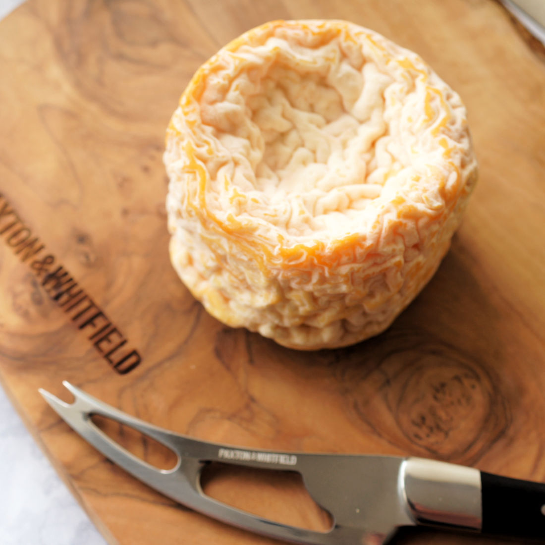 How to serve your Langres with Champagne