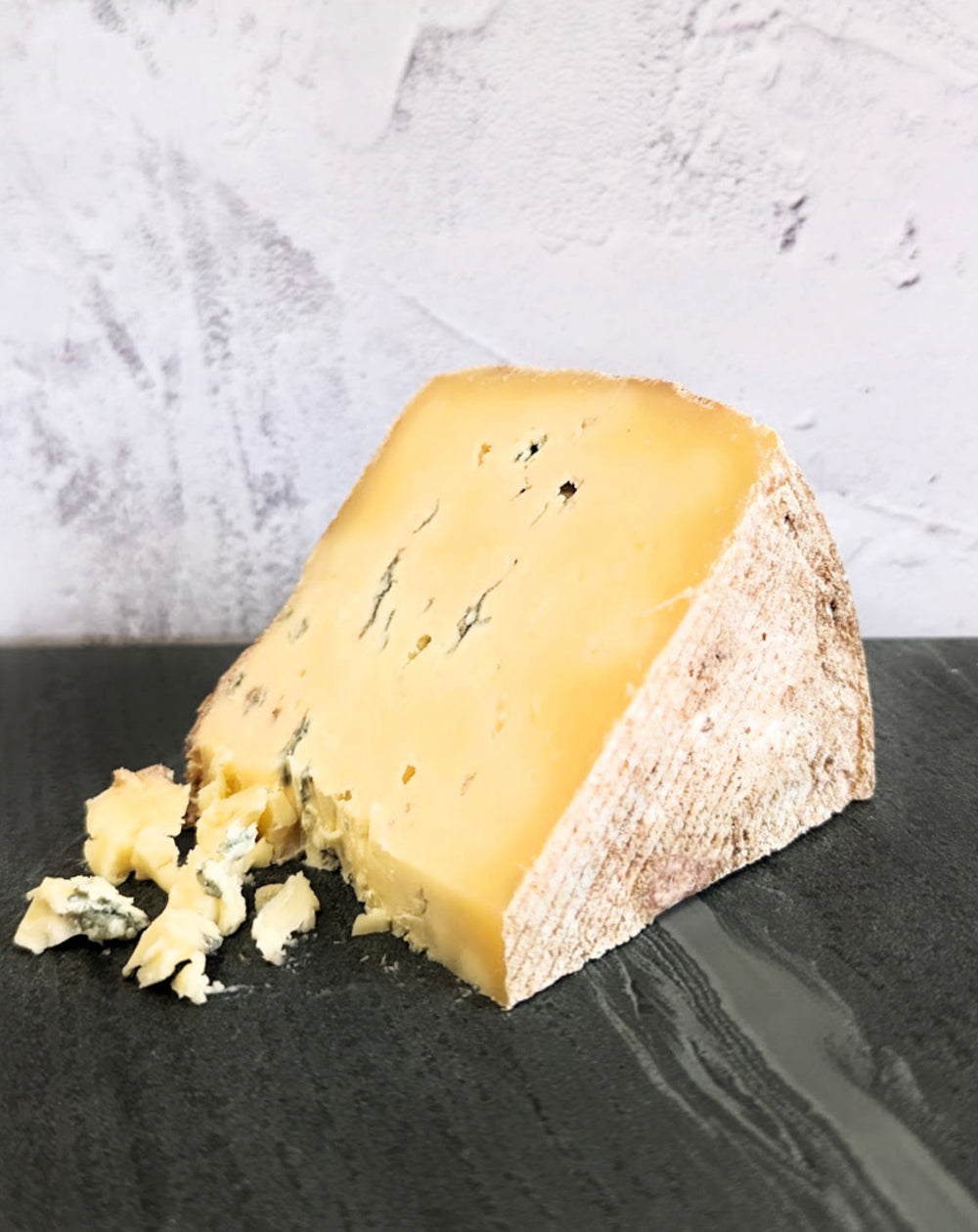 Pevensey blue, english blue cheese