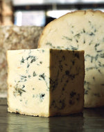 Stichelton british blue cheese 